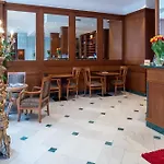 Diplomate