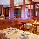 Diplomate Hotel 4*