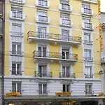 Diplomate Hotel