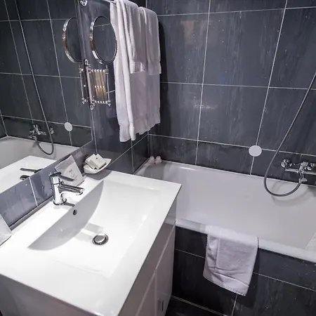 Diplomate 4* Ginebra